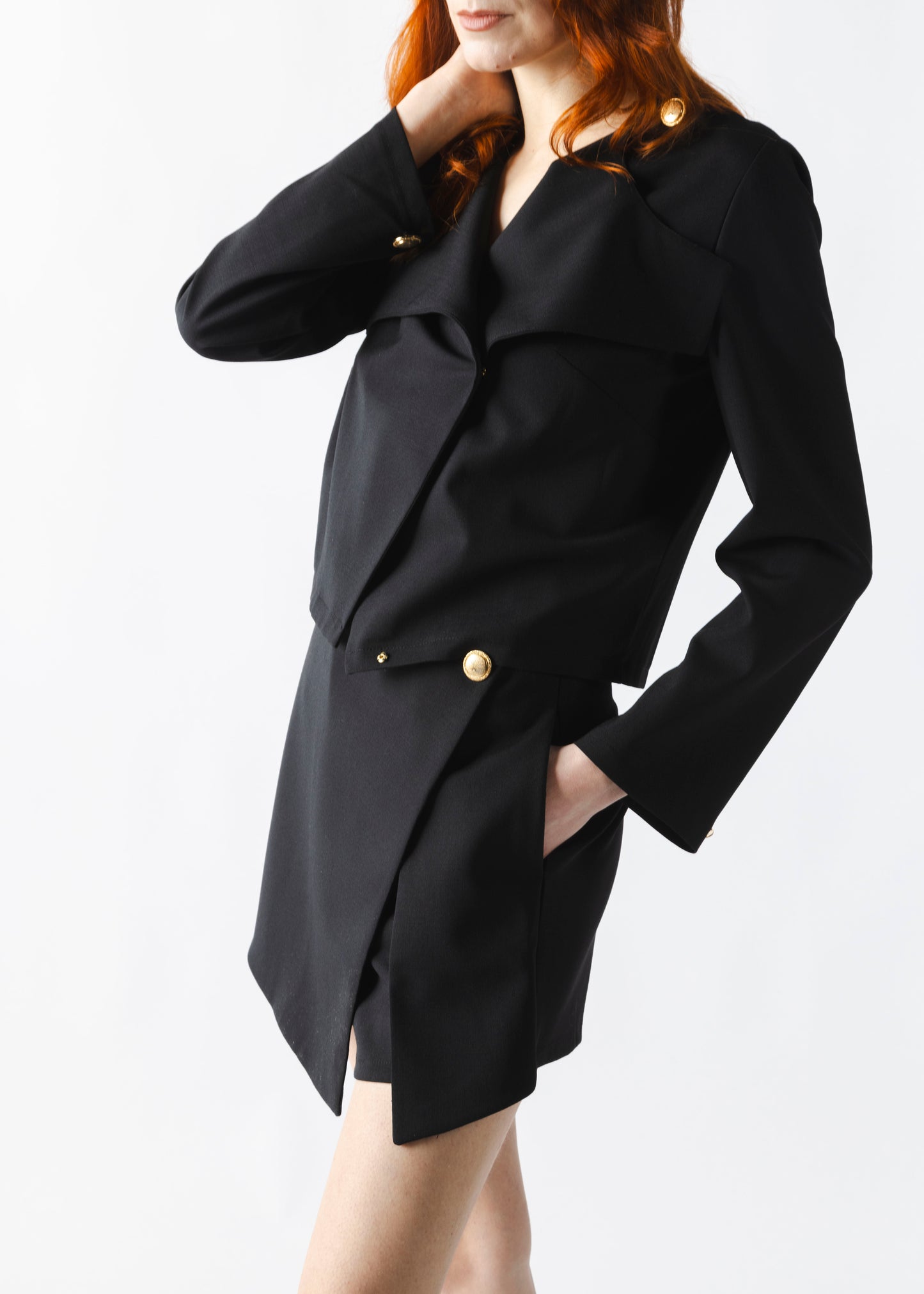 L’IMPÉRIALE : Blazer noir doré femme cintré